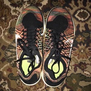 Nike FlyKnit Running Shoes